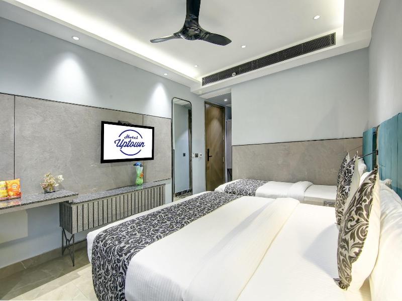 Hotel Uptown By La Exito Hotels image