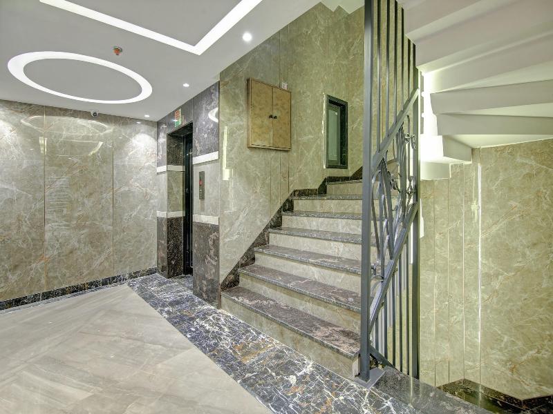 Hotel Uptown By La Exito Hotels image