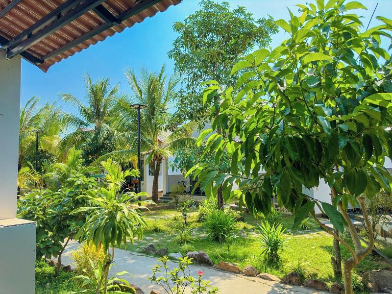 Fla Village image