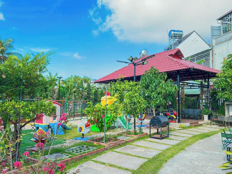 Fla Village image