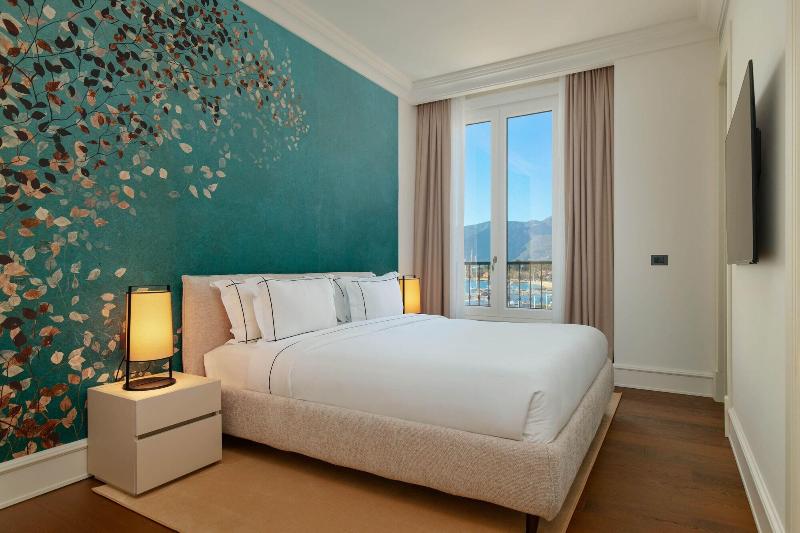Porto Palace image