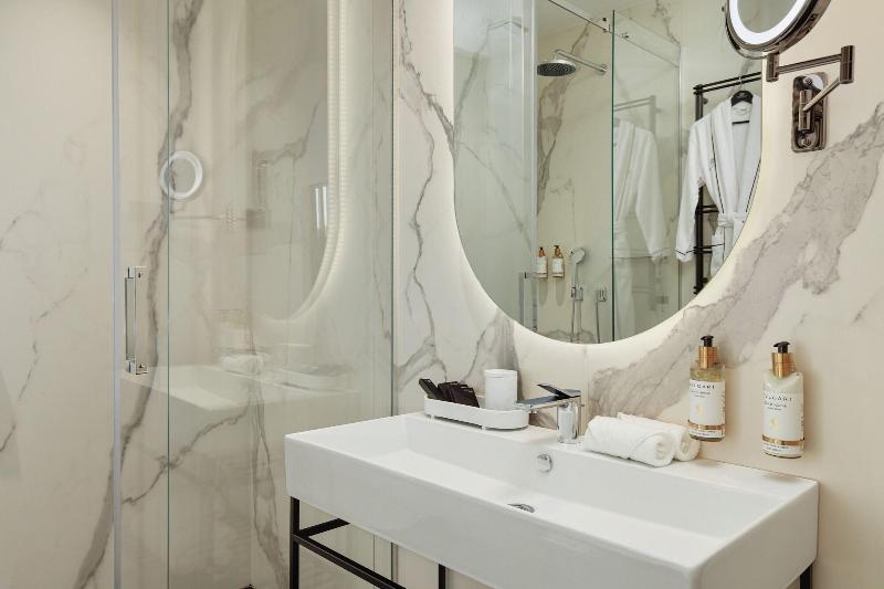 Porto Palace image