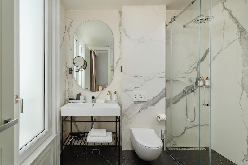 Porto Palace image