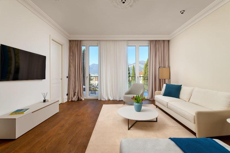 Porto Palace image