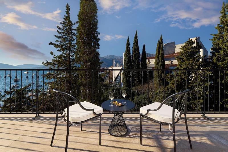 Porto Palace image