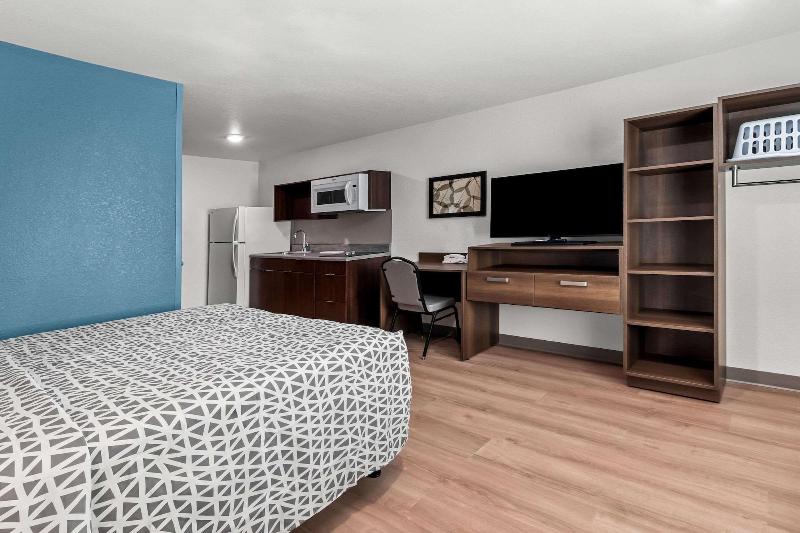 Woodspring Suites Waco South image