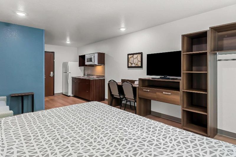 Woodspring Suites Waco South image