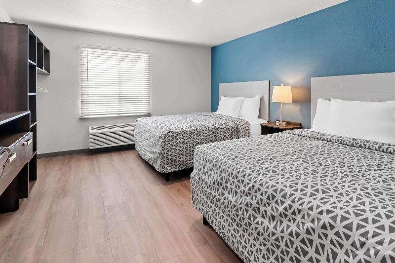 Woodspring Suites Waco South image