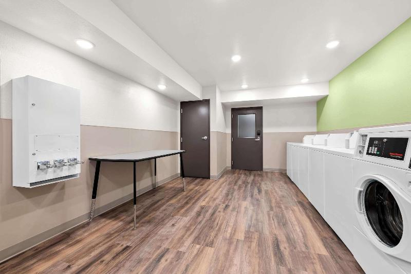 Woodspring Suites Huntsville Research Park
