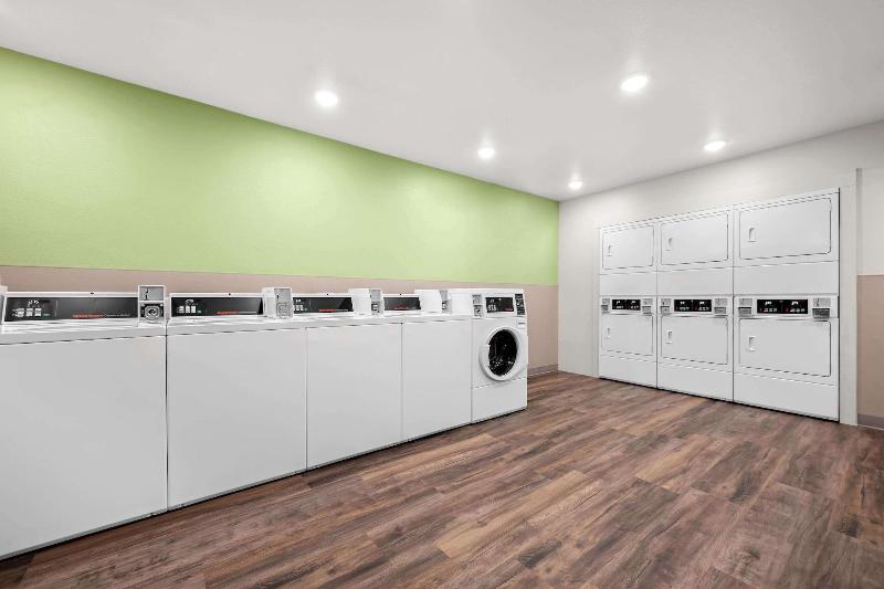 Woodspring Suites Huntsville Research Park