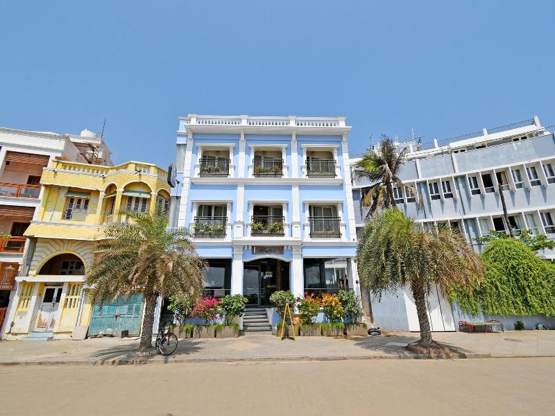 Sea Gadabout Seaside Stays image