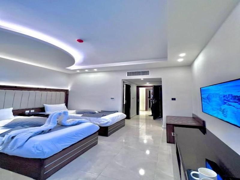 Petra Icon Hotel image