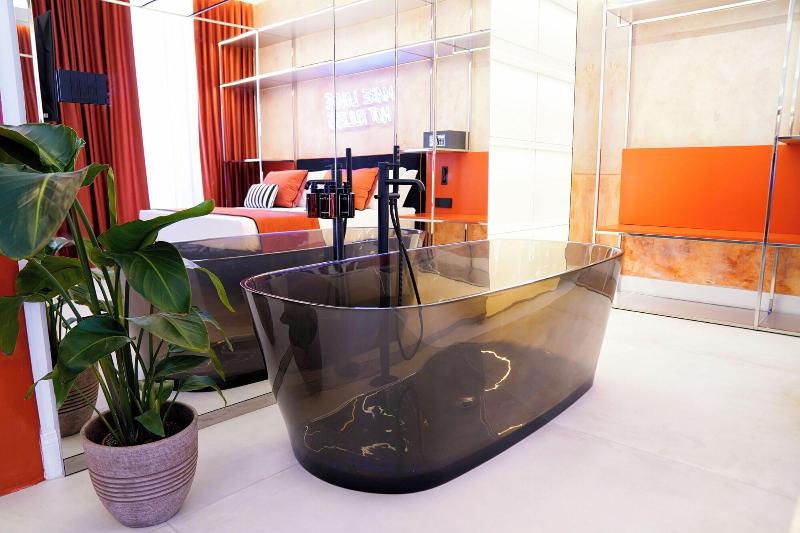 Kind Places Suite Experience image