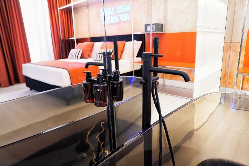 Kind Places Suite Experience image