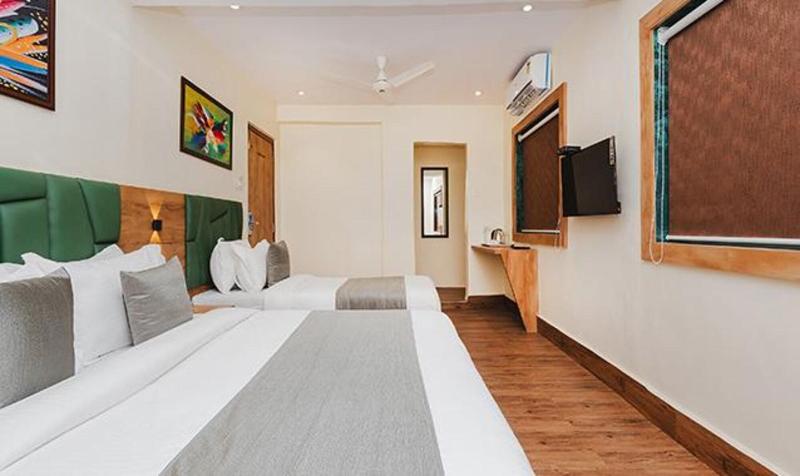 Fabhotel Airport Palace image