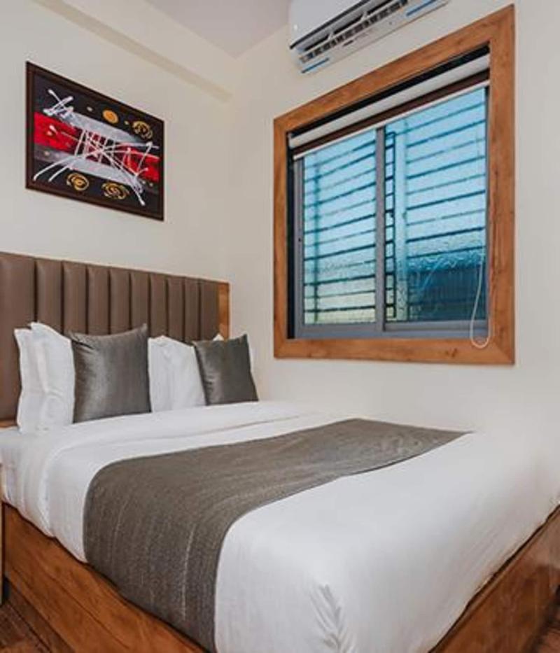 Fabhotel Airport Palace image