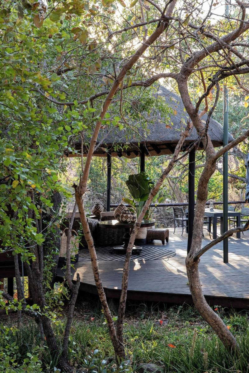 Ndlovu Safari Lodge