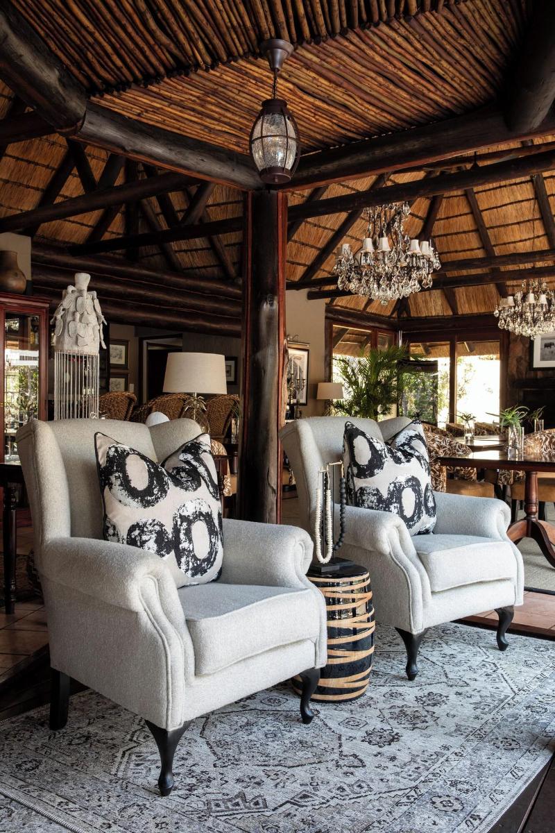 Ndlovu Safari Lodge