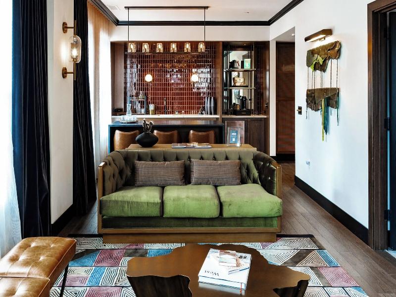 Hotel Renegade image
