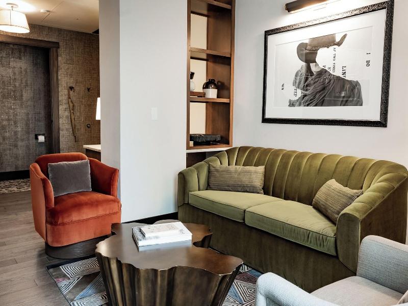 Hotel Renegade image