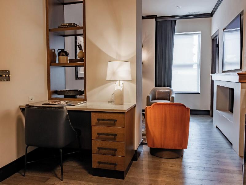 Hotel Renegade image