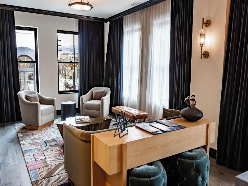 Hotel Renegade image