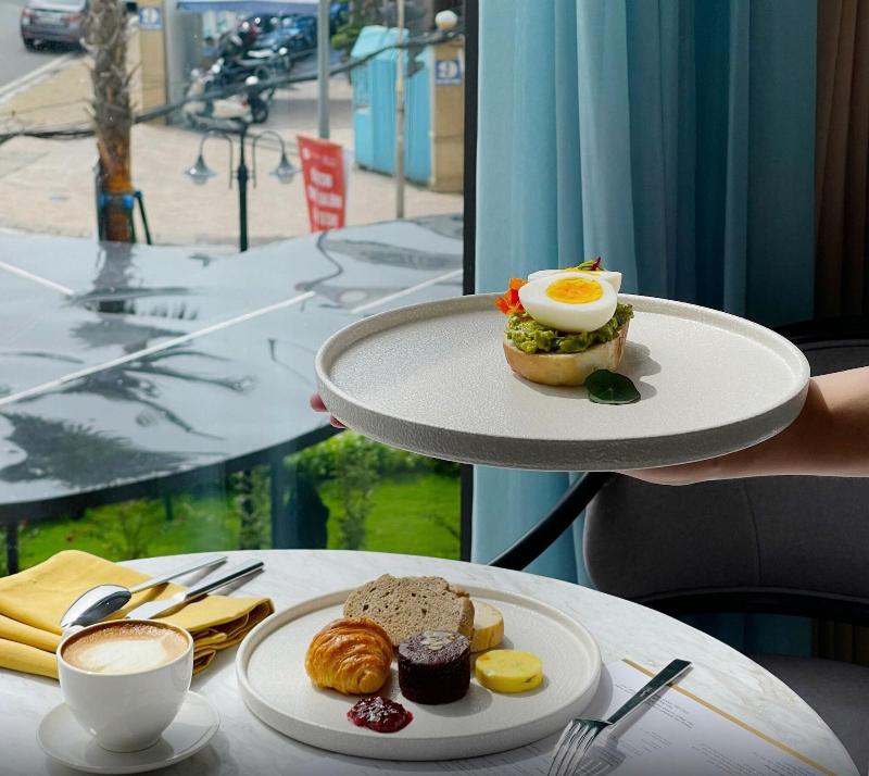 Charmant Suites A Boutique Hotel Can Tho