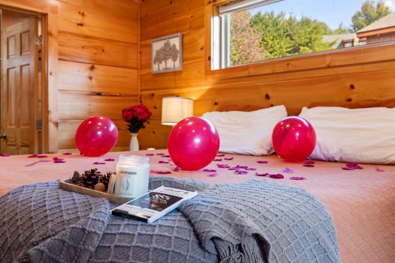 Rustic Mountain Retreat By Ghosal Luxury Lodging — photo 14