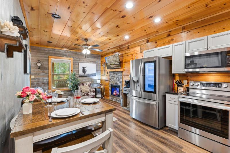 Rustic Mountain Retreat By Ghosal Luxury Lodging — photo 51