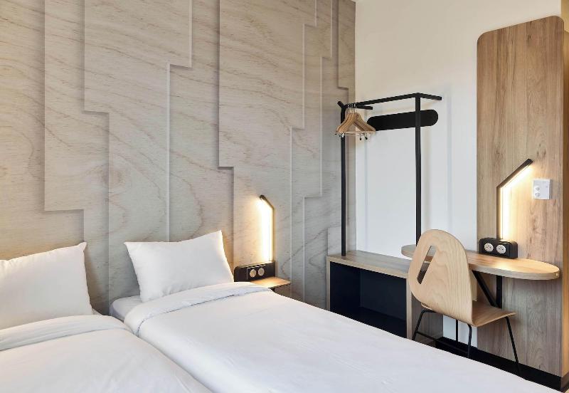 B&B Hôtel Orléans Saran image