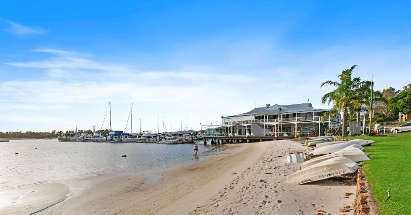 The Oasis One Mile Beach image