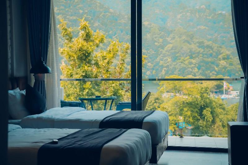 Jade City Hotel image