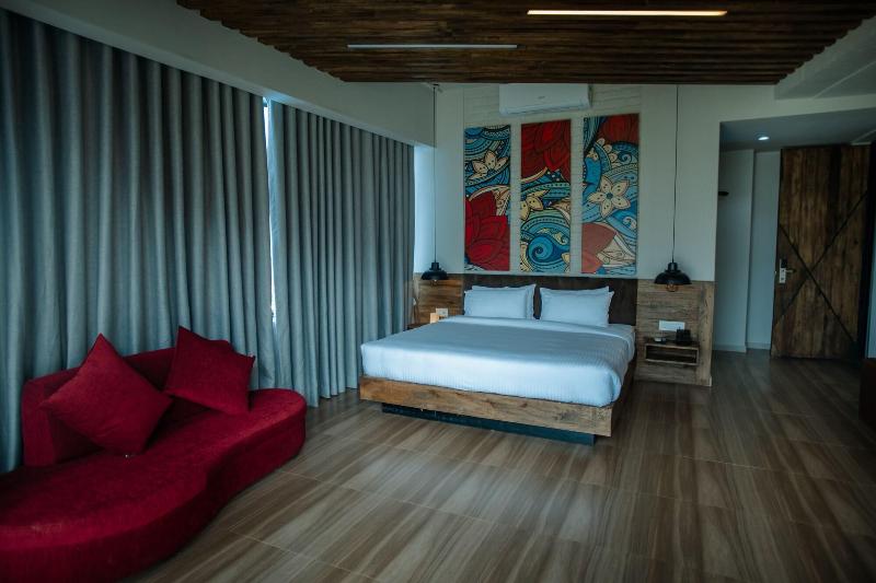 Jade City Hotel image