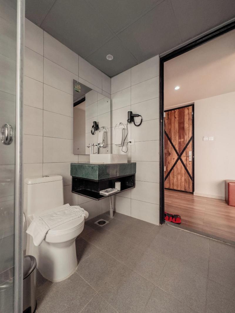 Jade City Hotel image