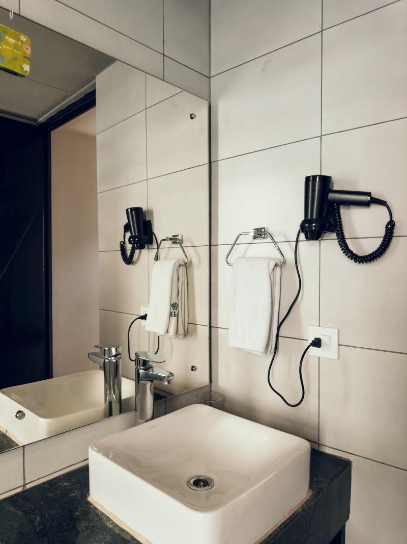 Jade City Hotel image