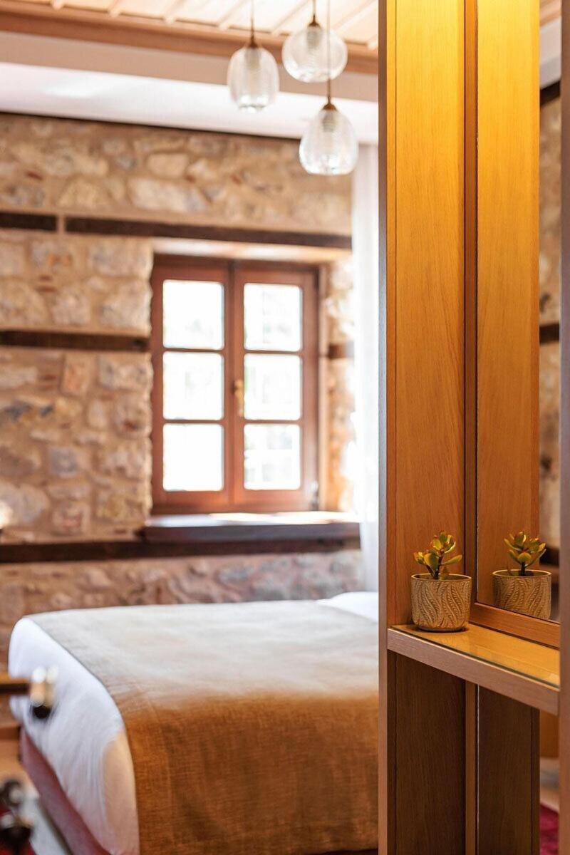 Archontiko Kitsou Boutique Hotel