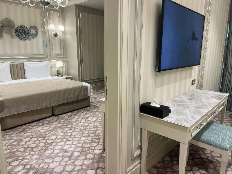 T City Presidential Hotel image