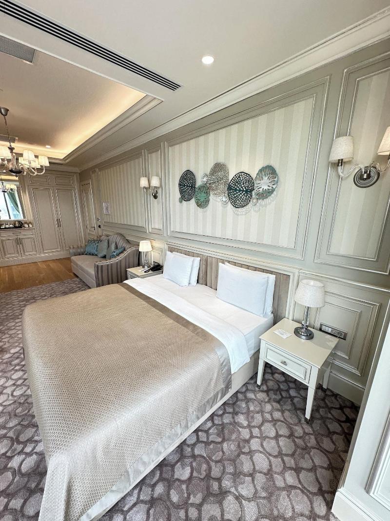 T City Presidential Hotel image