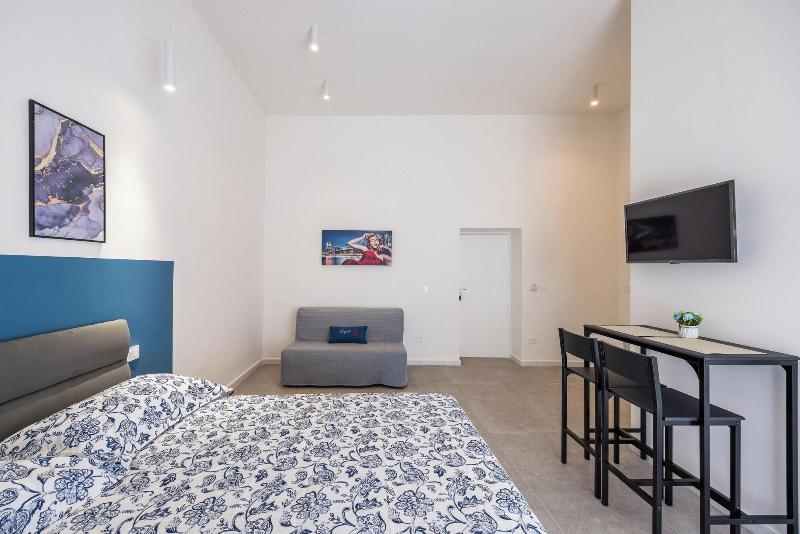 Nefelu Apartments image