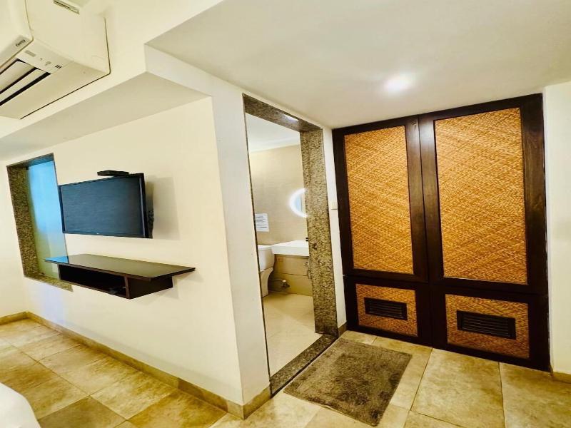 Half Hotel image