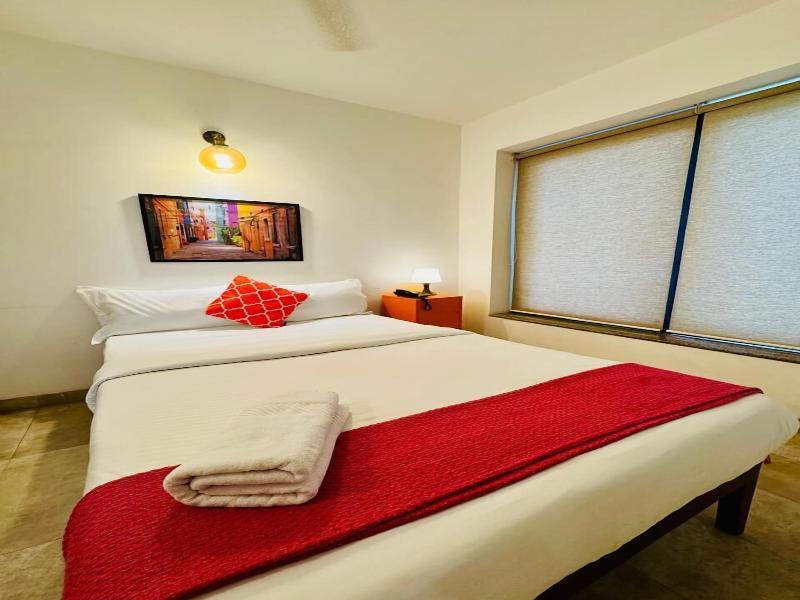 Half Hotel image