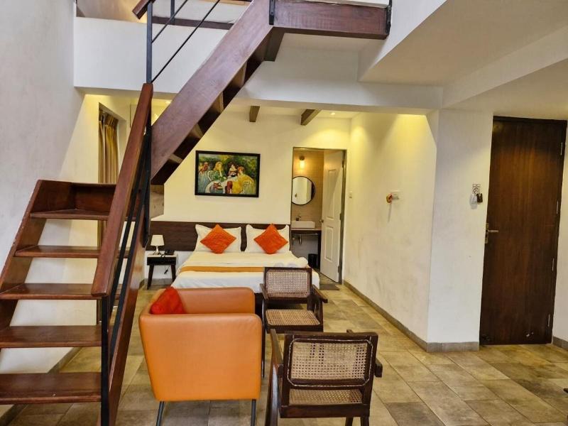 Half Hotel image
