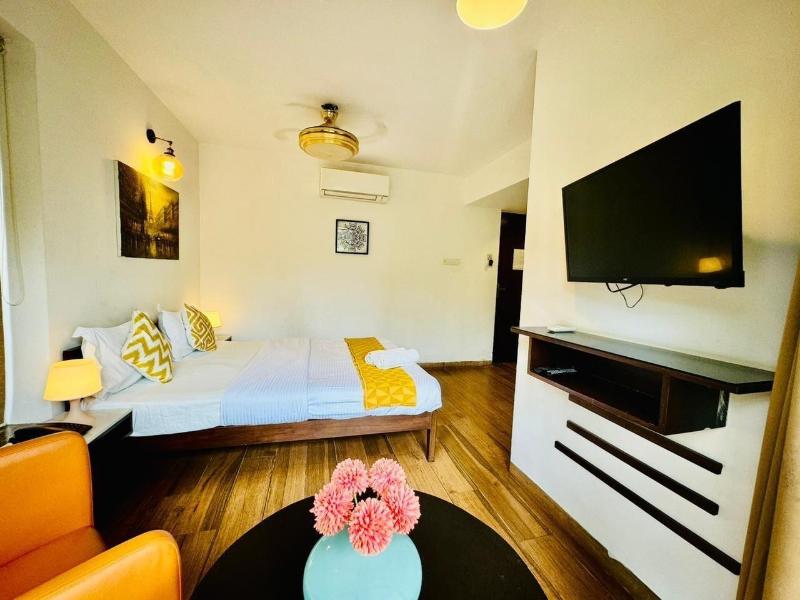 Half Hotel image
