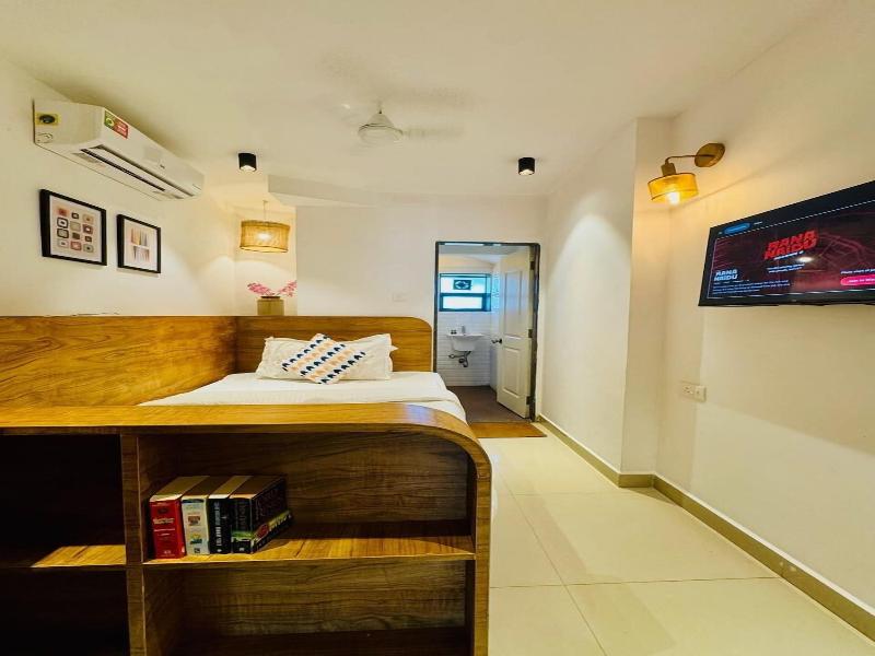 Half Hotel image