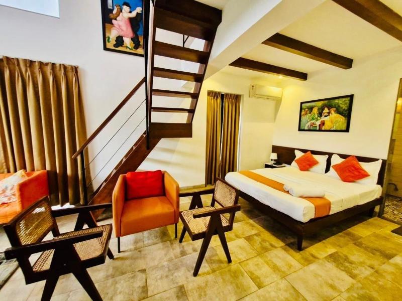 Half Hotel image