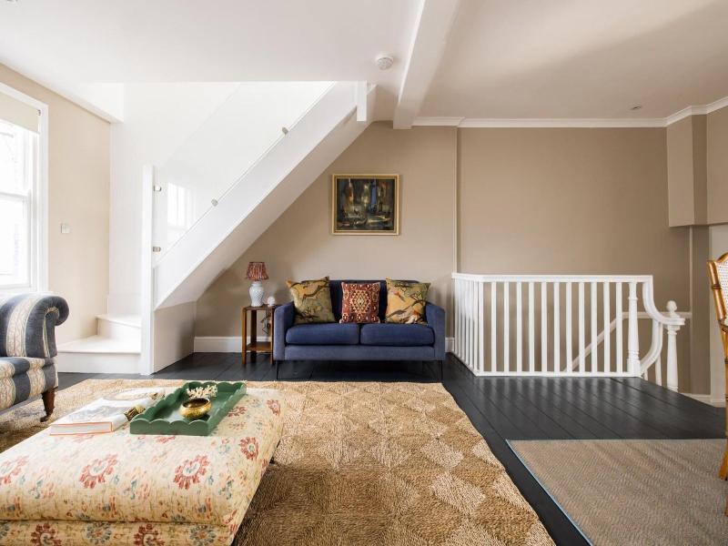 The Thames Embrace 3 Br Garden House image