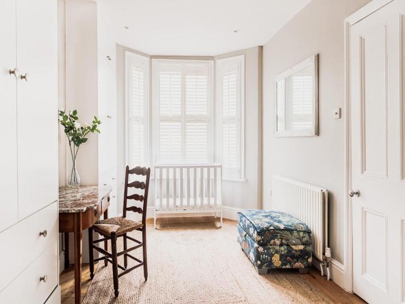The Thames Embrace 3 Br Garden House image
