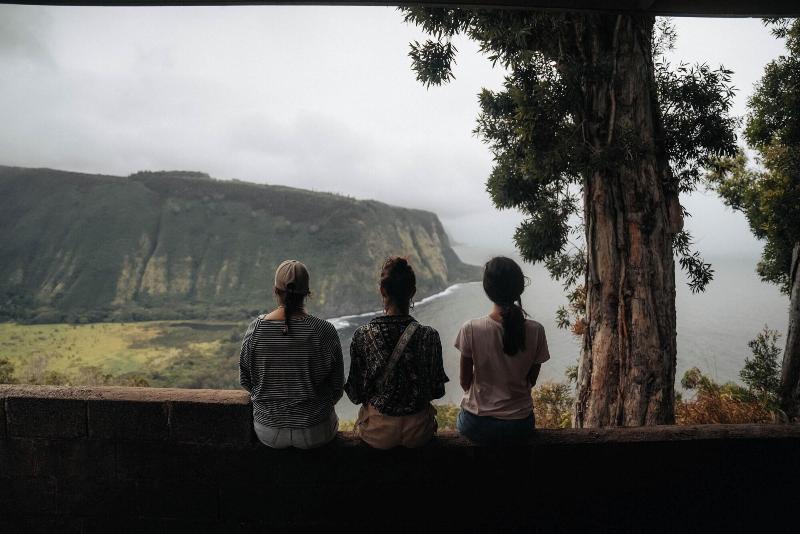 Howzit Hostels Hawaii image