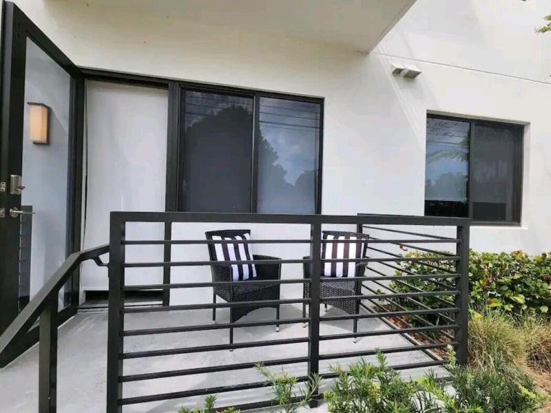 Lux And Cozy 2beds 2 Baths Up To 8 Guest image