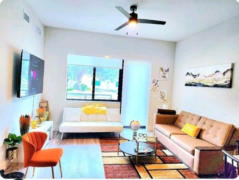 Lux And Cozy 2beds 2 Baths Up To 8 Guest image